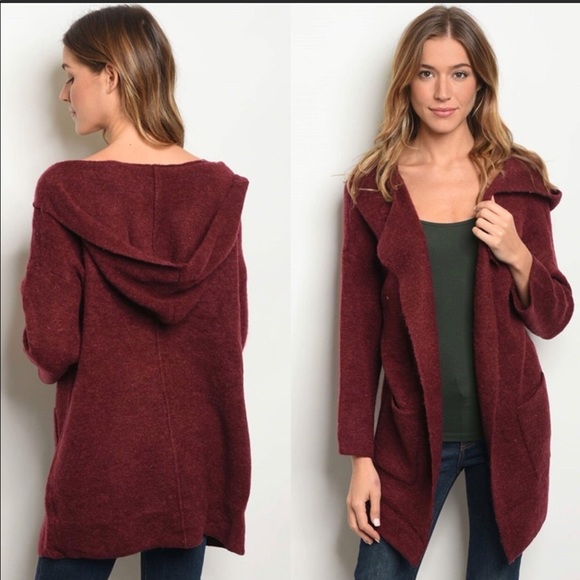 Sweaters - 1 Left!! 🌼🌼Wool Blend Sweater w Hood and Pockets